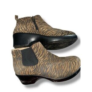 Alegria SZ 11 Eve-402 Roar Brown/Black Tiger Stripe Ankle Boots